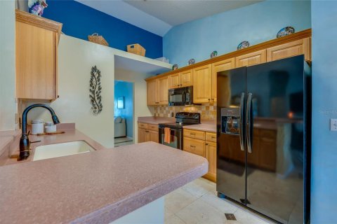 House in Port Orange, Florida 3 bedrooms, 173.26 sq.m. № 1625634 - photo 15