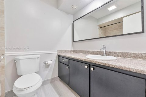 Купить кондоминиум в Корал-Спрингс, Флорида 2 спальни, 114.46м2, № 2026593 - фото 25