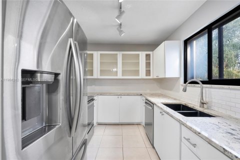 Купить кондоминиум в Корал-Спрингс, Флорида 2 спальни, 114.46м2, № 2026593 - фото 16