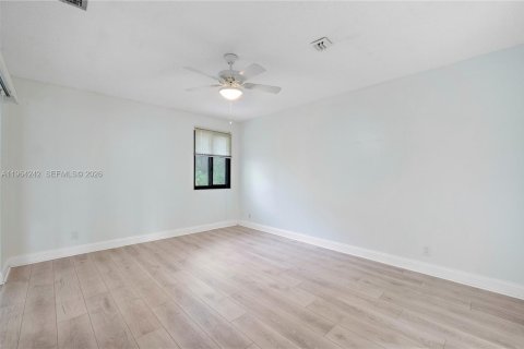 Купить кондоминиум в Корал-Спрингс, Флорида 2 спальни, 114.46м2, № 2026593 - фото 21