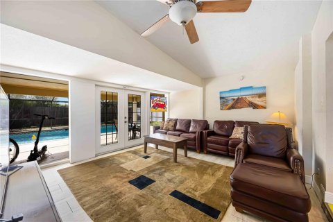House in Sarasota, Florida 5 bedrooms, 178 sq.m. № 1791836 - photo 23