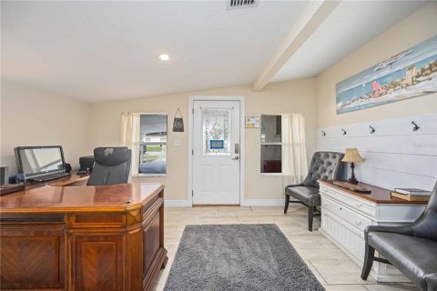 House in Sarasota, Florida 5 bedrooms, 178 sq.m. № 1791836 - photo 7