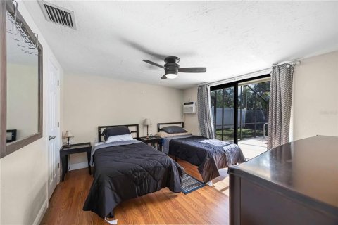 House in Sarasota, Florida 5 bedrooms, 178 sq.m. № 1791836 - photo 26