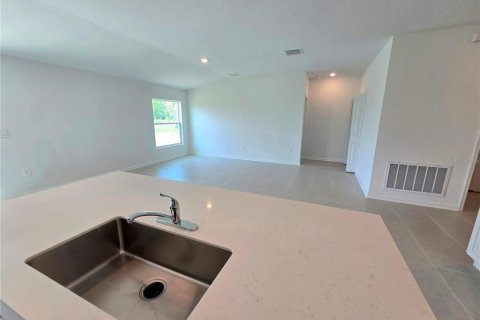 Villa ou maison à louer à Davenport, Floride: 4 chambres, 169.45 m2 № 2094876 - photo 12