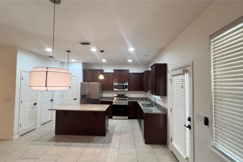 Adosado en alquiler en Saint Cloud, Florida, 3 dormitorios, 174.28 m2 № 1917805 - foto 9