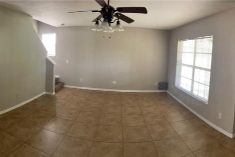 Casa en alquiler en Wesley Chapel, Florida, 4 dormitorios, 133.59 m2 № 1789543 - foto 4