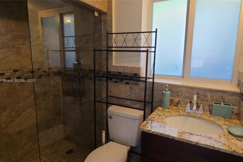 Casa en alquiler en Pompano Beach, Florida, 1 dormitorio, 196.95 m2 № 1953580 - foto 7
