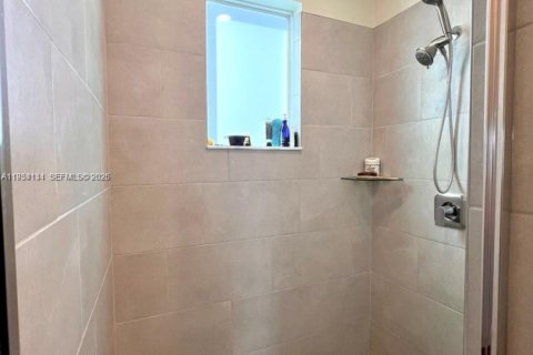 Купить кондоминиум в Дорал, Флорида 3 спальни, 102.38м2, № 2008958 - фото 16