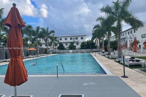 Купить кондоминиум в Дорал, Флорида 3 спальни, 102.38м2, № 2008958 - фото 19