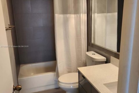 Снять в аренду кондоминиум в Бей-Харбор-Айлендс, Флорида 1 спальня, 85.1м2, № 1963242 - фото 11