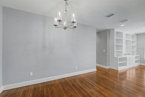 Villa ou maison à vendre à Clearwater, Floride: 2 chambres, 114.46 m2 № 2436812 - photo 11