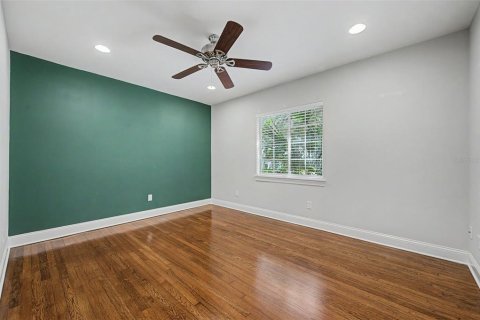 Villa ou maison à vendre à Clearwater, Floride: 2 chambres, 114.46 m2 № 2436812 - photo 19