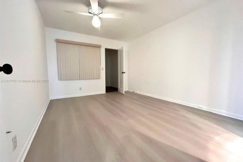 Copropriété à vendre à Boca Raton, Floride: 2 chambres, 83.24 m2 № 1774358 - photo 8