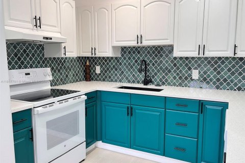 Copropriété à vendre à Boca Raton, Floride: 2 chambres, 83.24 m2 № 1774358 - photo 2