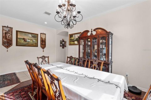 House in Land O' Lakes, Florida 4 bedrooms, 269.88 sq.m. № 2098204 - photo 11