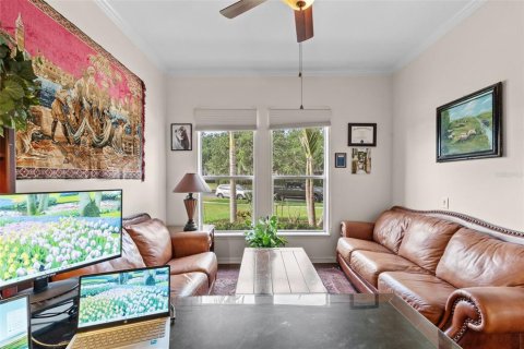 House in Land O' Lakes, Florida 4 bedrooms, 269.88 sq.m. № 2098204 - photo 6