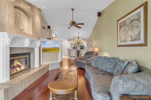 Copropriété à vendre à Orlando, Floride: 2 chambres, 98.94 m2 № 2416795 - photo 12
