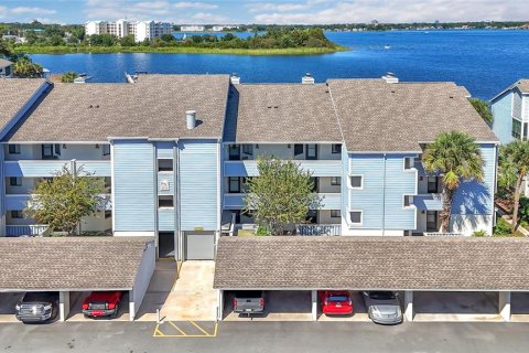 Copropriété à vendre à Orlando, Floride: 2 chambres, 98.94 m2 № 2416795 - photo 6