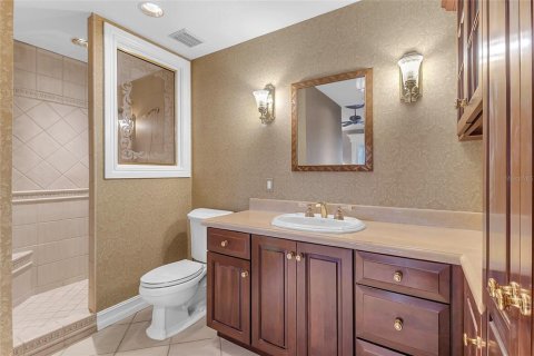 Copropriété à vendre à Orlando, Floride: 2 chambres, 98.94 m2 № 2416795 - photo 17