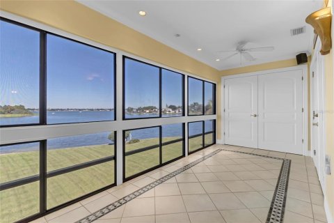 Copropriété à vendre à Orlando, Floride: 2 chambres, 98.94 m2 № 2416795 - photo 13