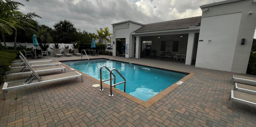 Touwnhouse à Fort Lauderdale, Floride 4 chambres, 162.95 m2 № 1181955