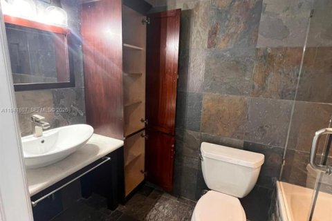 Appartement à louer à Miami, Floride: 2 chambres, 102.94 m2 № 2000437 - photo 7