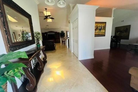 Villa ou maison à louer à Wellington, Floride: 4 chambres, 196.21 m2 № 2413156 - photo 6