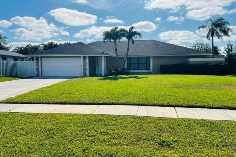Villa ou maison à Wellington, Floride 4 chambres, 196.21 m2 № 2413156