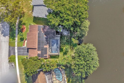 Casa en venta en Cooper City, Florida, 4 dormitorios, 164.72 m2 № 1986023 - foto 8