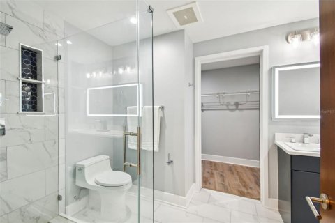 Condo in Tampa, Florida, 2 bedrooms № 2232384 - photo 17