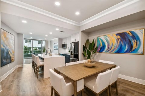 Condo in Tampa, Florida, 2 bedrooms № 2232384 - photo 7
