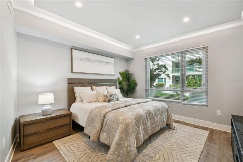 Condo in Tampa, Florida, 2 bedrooms № 2232384 - photo 13