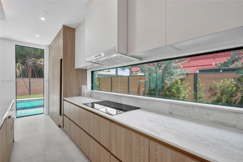 Купить виллу или дом в Форт-Лодердейл, Флорида 4 спальни, 282.52м2, № 2013944 - фото 29