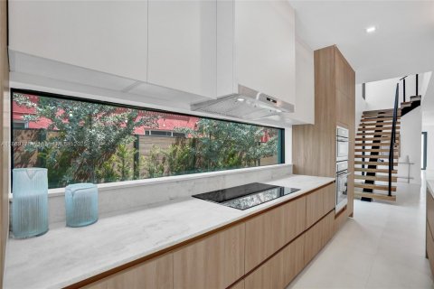 Купить виллу или дом в Форт-Лодердейл, Флорида 4 спальни, 282.52м2, № 2013944 - фото 27