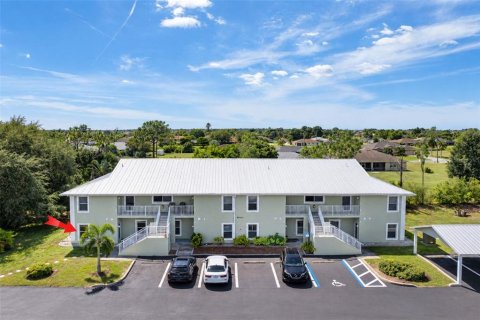 Condo à Rotonda, Floride, 2 chambres № 2395900