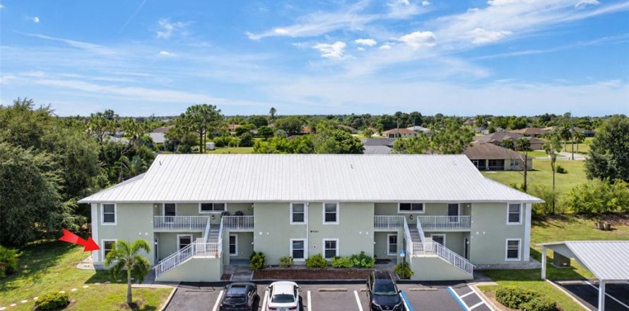 Condo à Rotonda, Floride, 2 chambres  № 2395900
