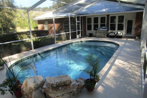 House in Bell, Florida 4 bedrooms, 249.72 sq.m. № 1350325 - photo 10