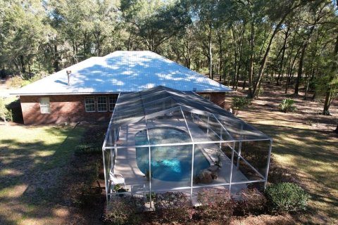 House in Bell, Florida 4 bedrooms, 249.72 sq.m. № 1350325 - photo 7