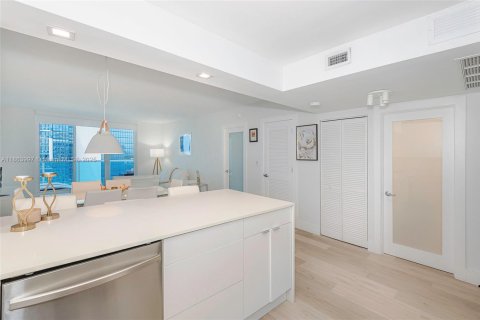 Copropriété à vendre à Miami Beach, Floride: 1 chambre, 89.19 m2 № 1891588 - photo 16