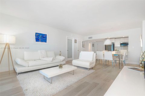 Copropriété à vendre à Miami Beach, Floride: 1 chambre, 89.19 m2 № 1891588 - photo 8
