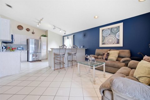 Купить виллу или дом в Мирамар, Флорида 4 спальни, 186.73м2, № 2042933 - фото 3