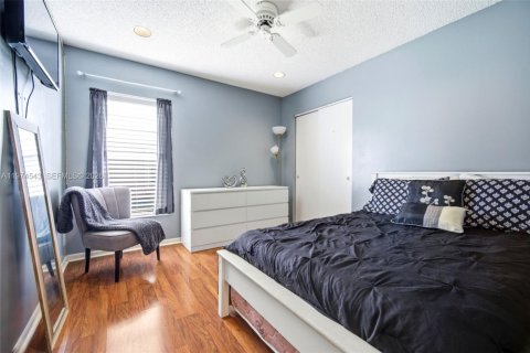 Купить виллу или дом в Мирамар, Флорида 4 спальни, 186.73м2, № 2042933 - фото 24