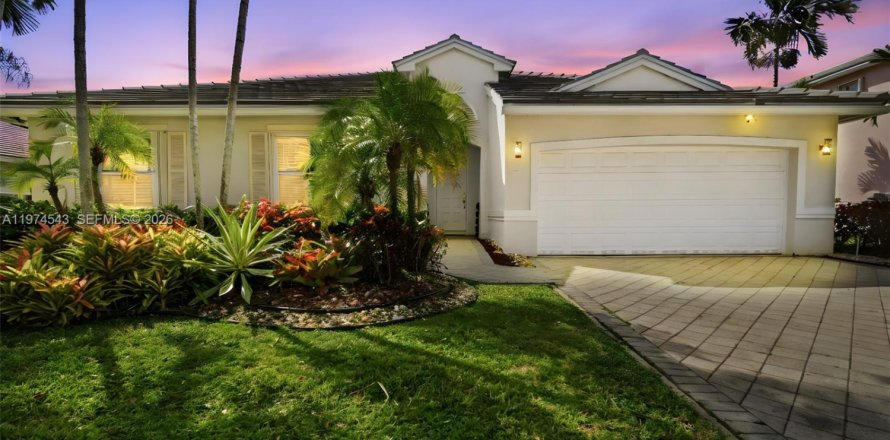 Дом в Мирамар, Флорида 4 спальни, 186.73м2 № 2042933