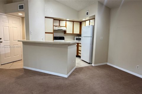 Copropriété à louer à Margate, Floride: 1 chambre, 66.15 m2 № 1954121 - photo 1