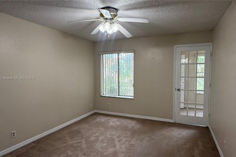 Copropriété à louer à Margate, Floride: 1 chambre, 66.15 m2 № 1954121 - photo 8