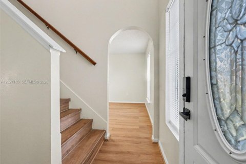 Villa ou maison à vendre à Kissimmee, Floride: 4 chambres № 2281464 - photo 4