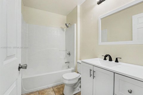 Villa ou maison à vendre à Kissimmee, Floride: 4 chambres № 2281464 - photo 22