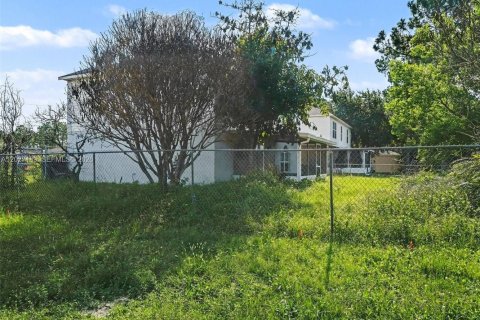 Villa ou maison à vendre à Kissimmee, Floride: 4 chambres № 2281464 - photo 25