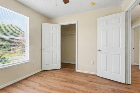 Villa ou maison à vendre à Kissimmee, Floride: 4 chambres № 2281464 - photo 21