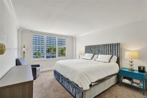 Copropriété à vendre à Miami Beach, Floride: 2 chambres, 110.55 m2 № 2060683 - photo 13